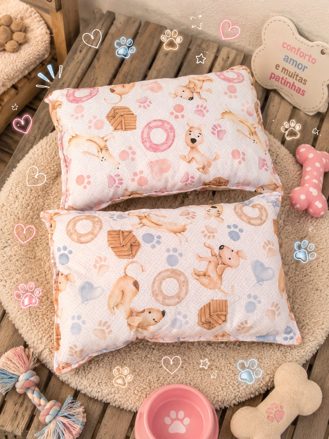 Almofada quadrada artesanal para pets - padrão cachorrinhos e patinhas